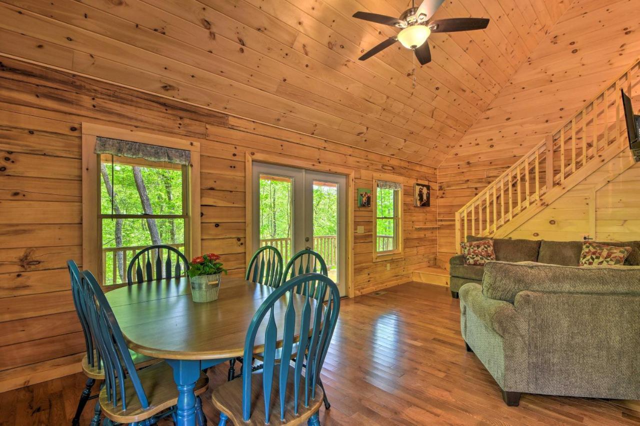 Murphy Cabin With Spacious Deck And Forest Views! 外观 照片