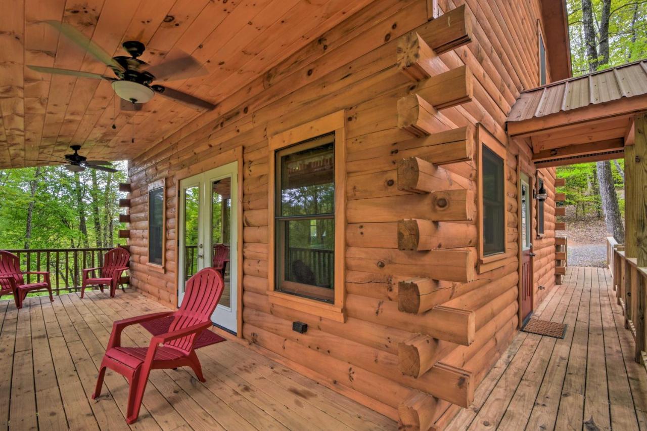 Murphy Cabin With Spacious Deck And Forest Views! 外观 照片